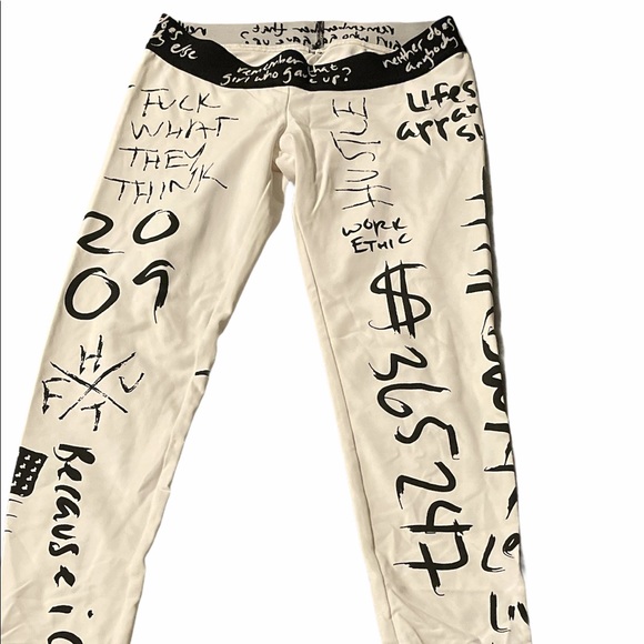 HTFU Analog Graffiti Full Length Leggings. Size S - Picture 5 of 9
